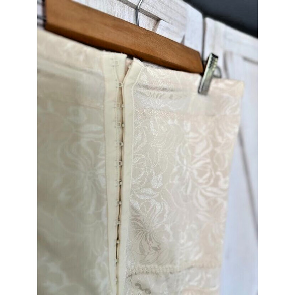 Maidenform Cream Ivory Corset Size L Large Waist Cincher Nipper Shaper Boning - Picture 4 of 7